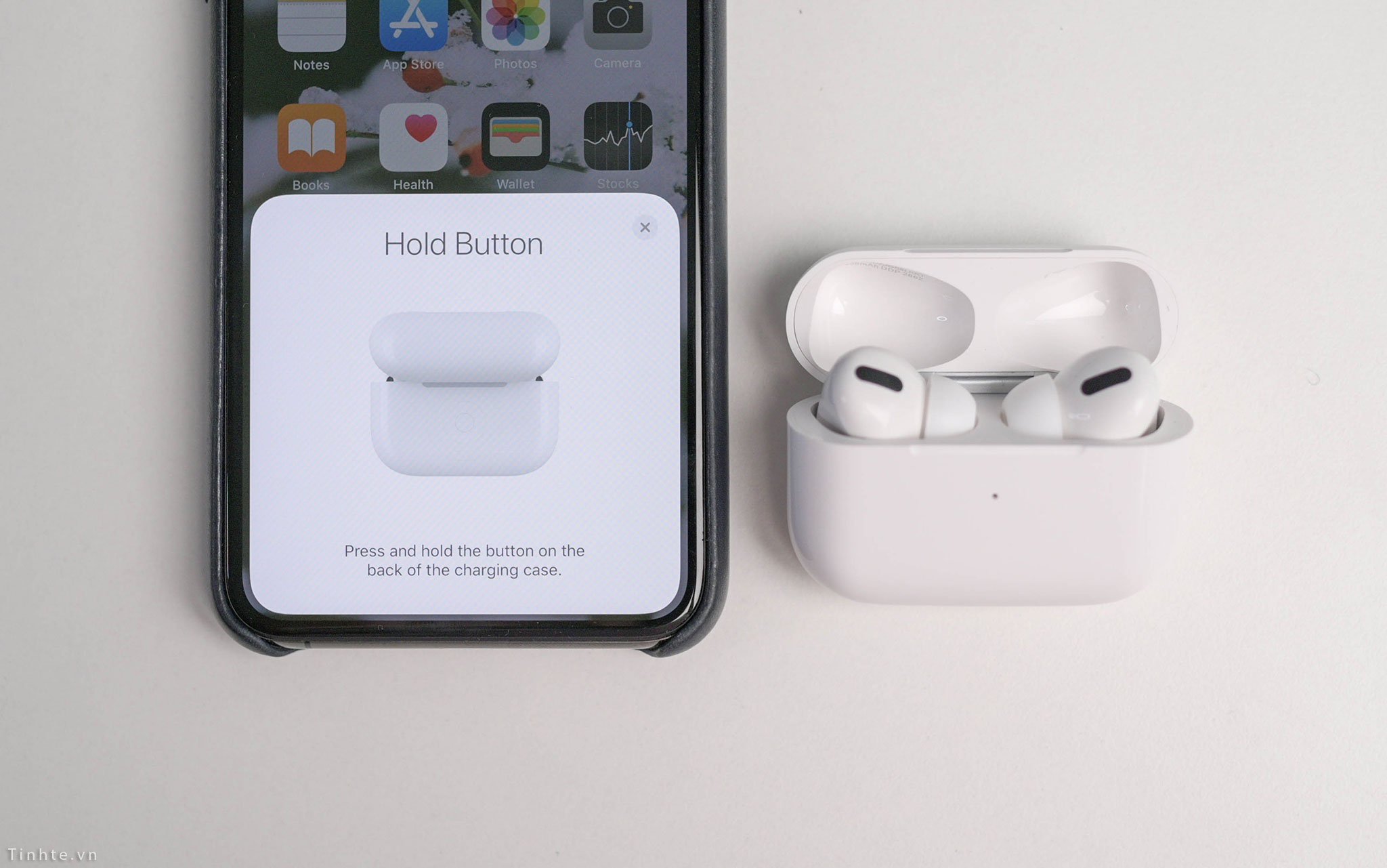 Tai Nghe Apple Airpods Pro REP 1:1 hỗ trợ sạc không dây